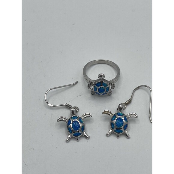 Honolulu Jewelry Co Sterling Silver Synthetic Opal Inlay Turtle Ring & Earrings - Picture 3 of 12